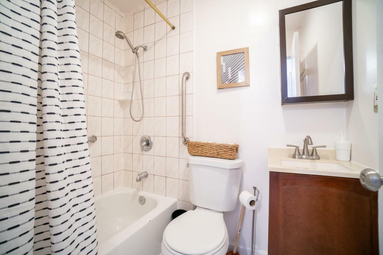 Charming 2br Casita In Front Of Park Appartement